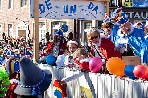 Karnevalswagen in Stadtlohn Karnevalswagen in Stadtlohn während des Umzugs